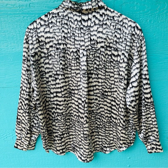 Forever 21 Oversized Abstract Shirt Long Sleeve Silky Black Gray Cream SZ LARGE - Picture 10 of 11